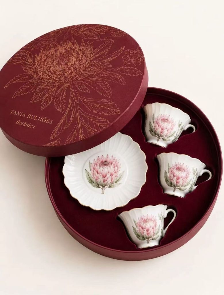 Premium cylindrical gift box